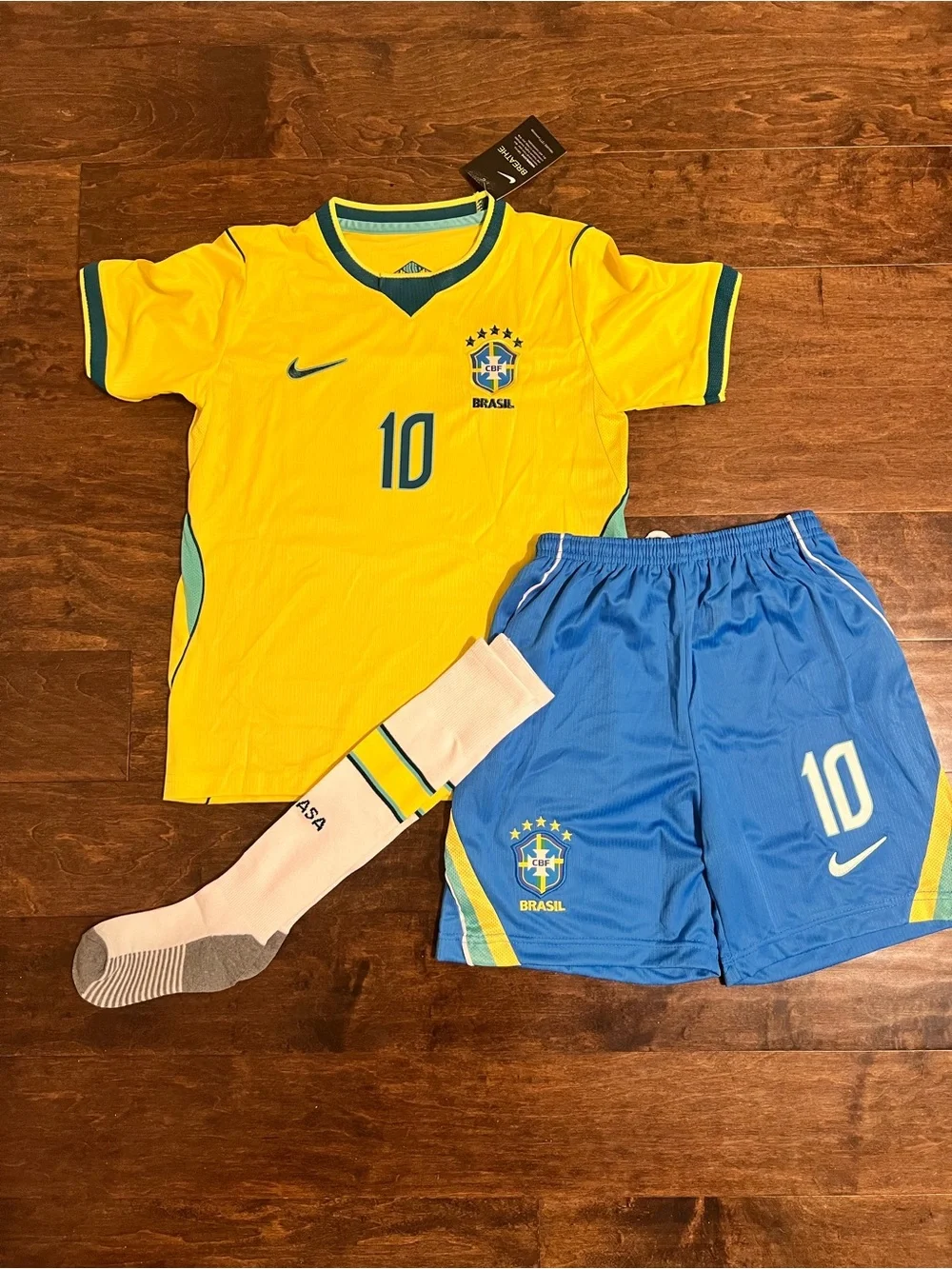 Nike Yellow & Blue Brazil #10 Soccer Set kids size XL